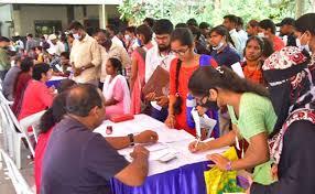 అమరావతిలో “జాబ్ మేళా” ద్వారా 400కి పైగా ఉద్యోగాల భర్తీ.