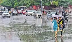 తెలంగాణలో ఐదు రోజుల పాటు భారీ వర్షాలు: పలు జిల్లాలకు ఎల్లో అలర్ట్