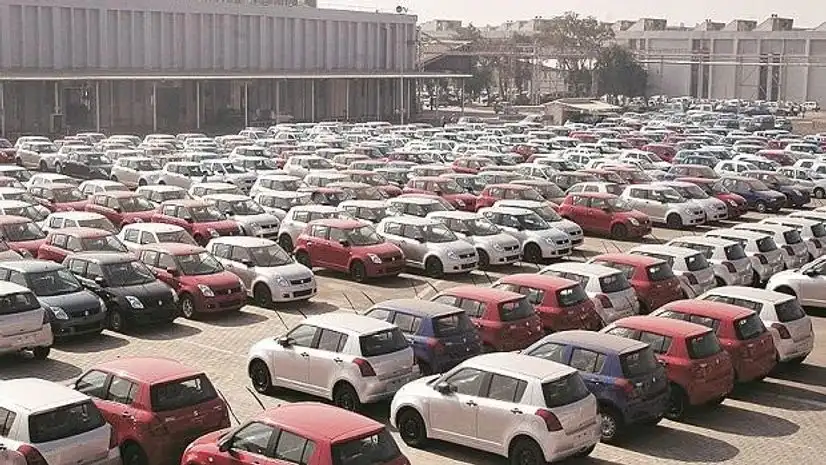 భారత్‌లో యూజ్డ్ కార్ల మార్కెట్ వేగవంతం: కొత్త కార్లను మించే డిమాండ్