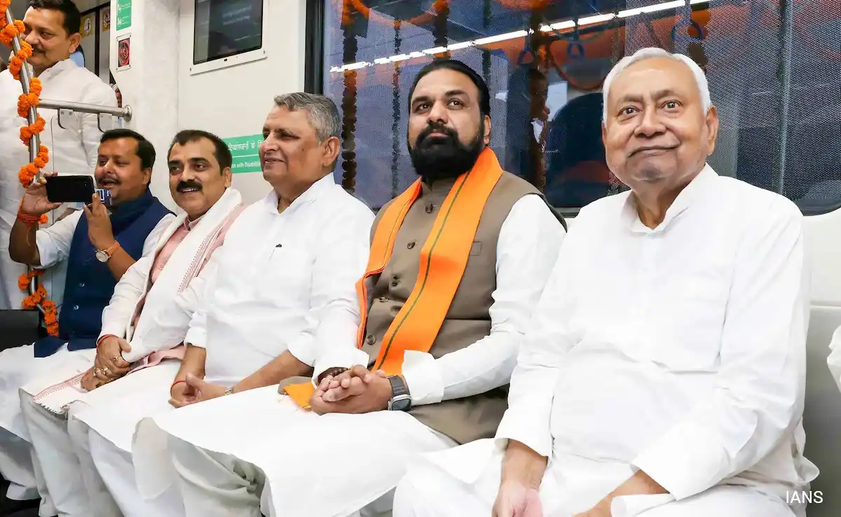 బీహార్ ఎన్నికల ఫలితాలు: నితీశ్ కుమార్ నేతృత్వంలోని ఎన్డీఏ ప్రభంజనం… మహాఘటబంధన్ వెనుకబాటు