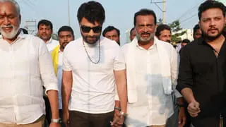 బండ్ల గణేశ్ సంకల్ప యాత్రలో విశ్వక్ సేన్.. ఫొటోలు వైరల్